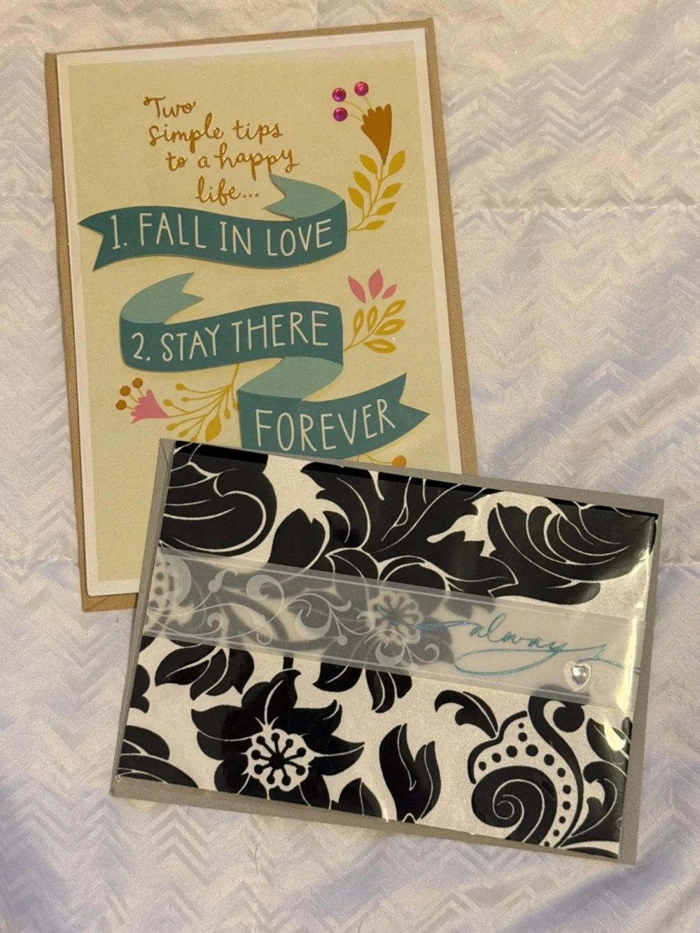 🌻 Bundle of 2 Hallmark Wedding Cards